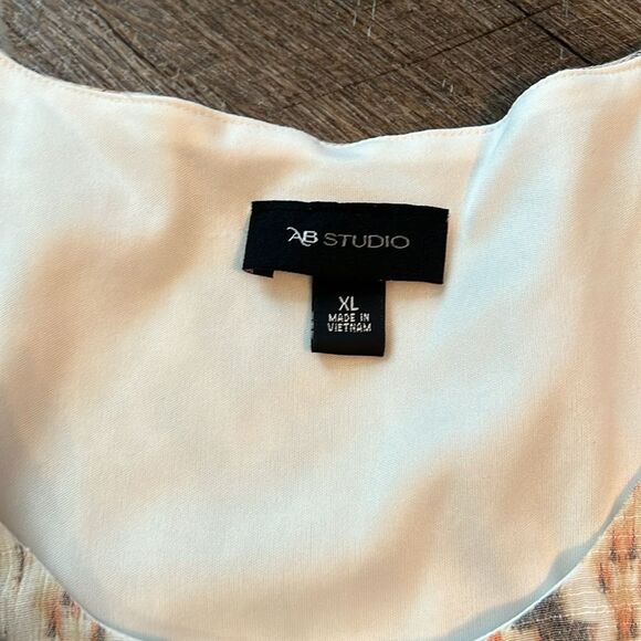 AB Studio Women’s XL Sleeveless Top - Picture 4 of 5